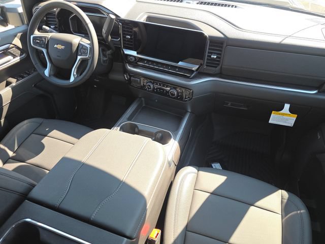 New 2026 Chevrolet Silverado 2500 LTZ w/ LTZ Premium Package AWD/4WD image 30