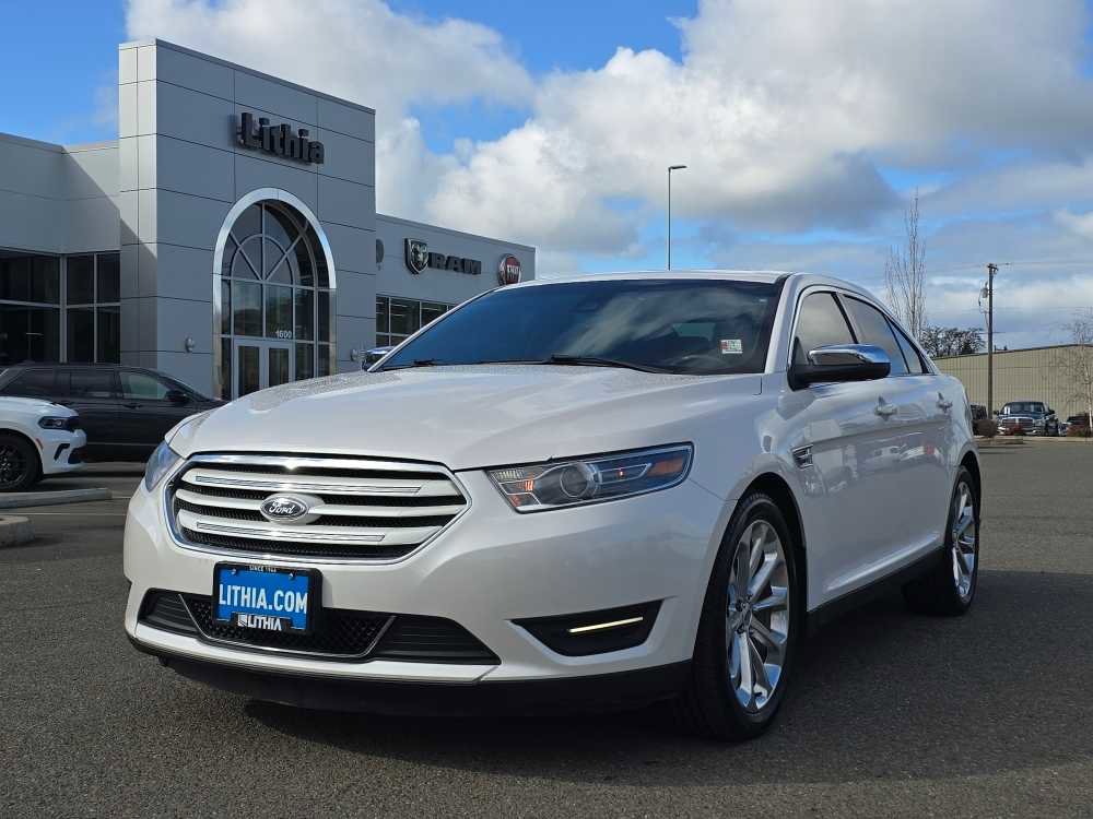 Used 2018 Ford Taurus Limited image 1