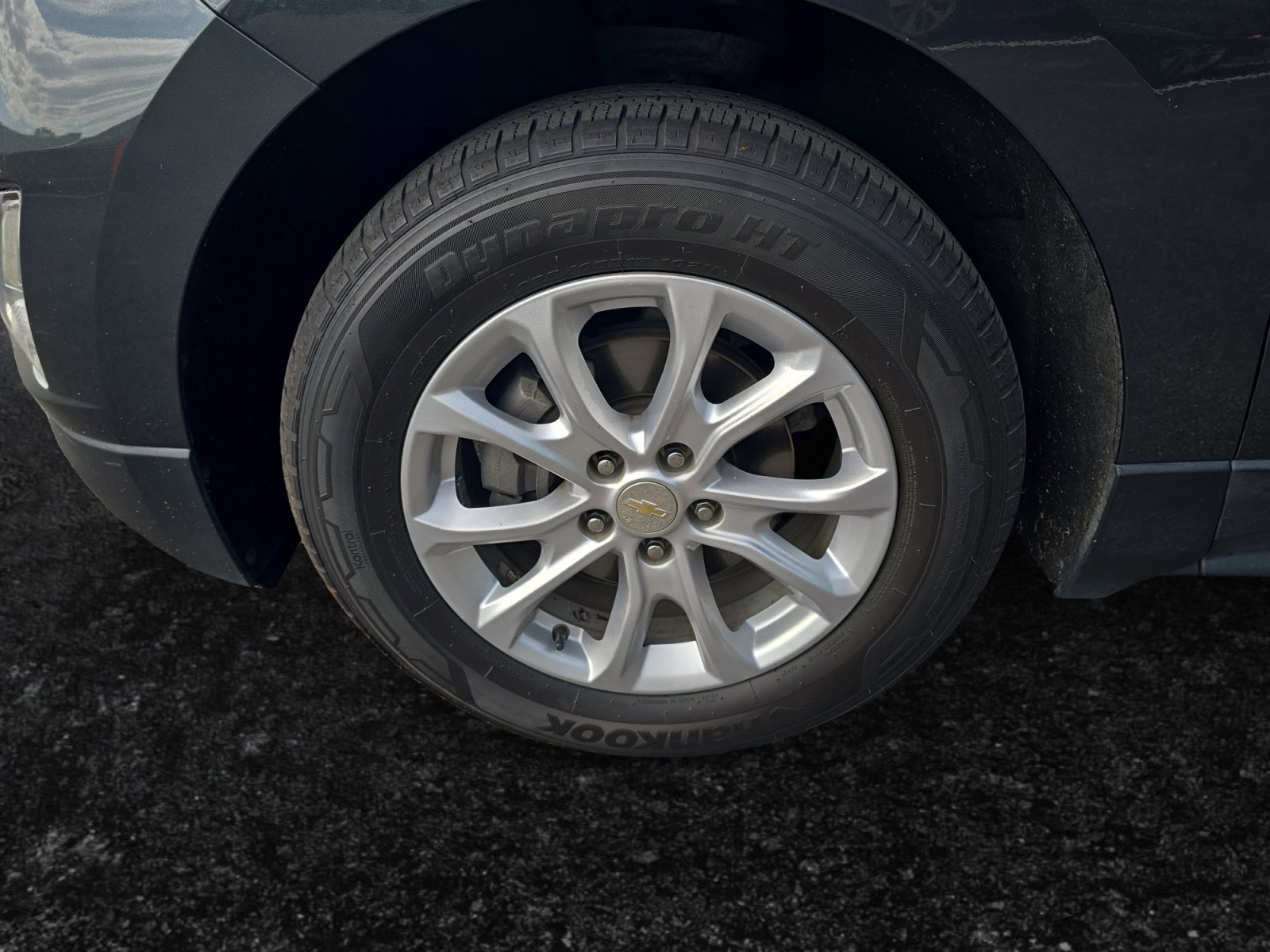 Used 2020 Chevrolet Equinox LT image 9