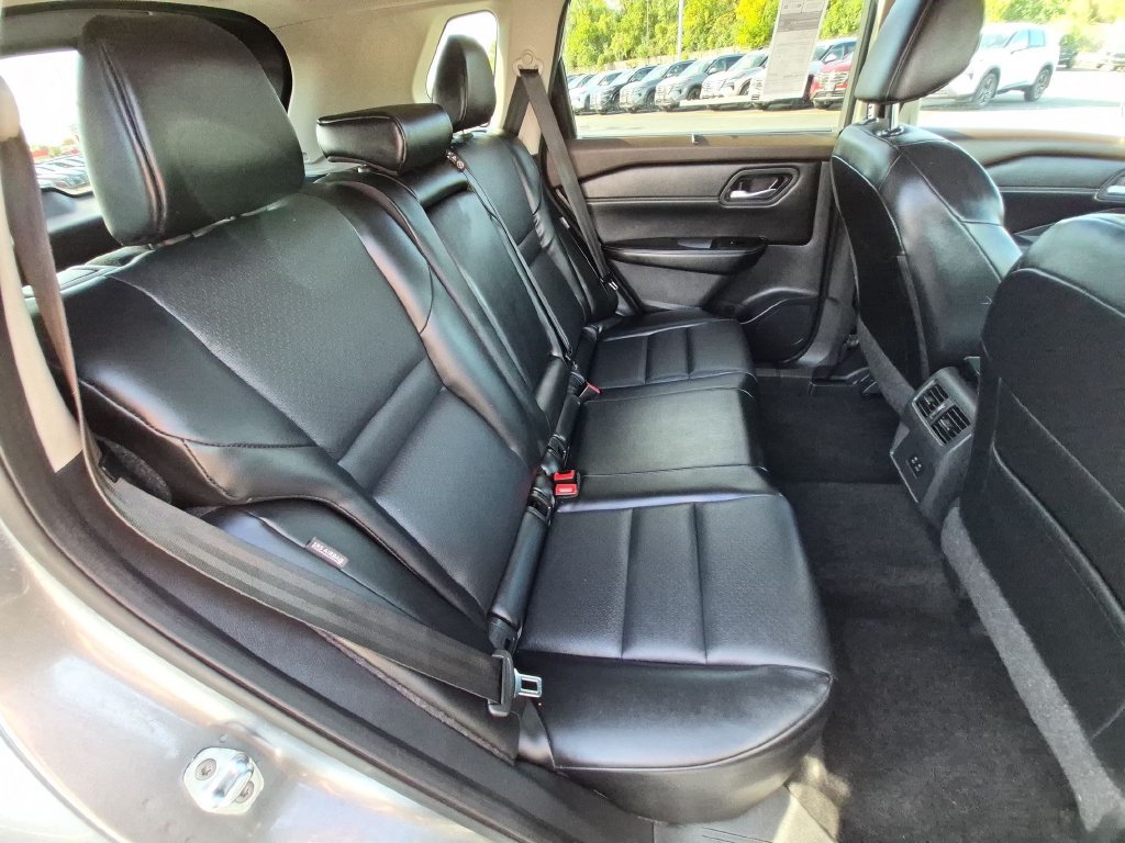 Used 2023 Nissan Rogue SV w/ SV Premium Package AWD/4WD image 28