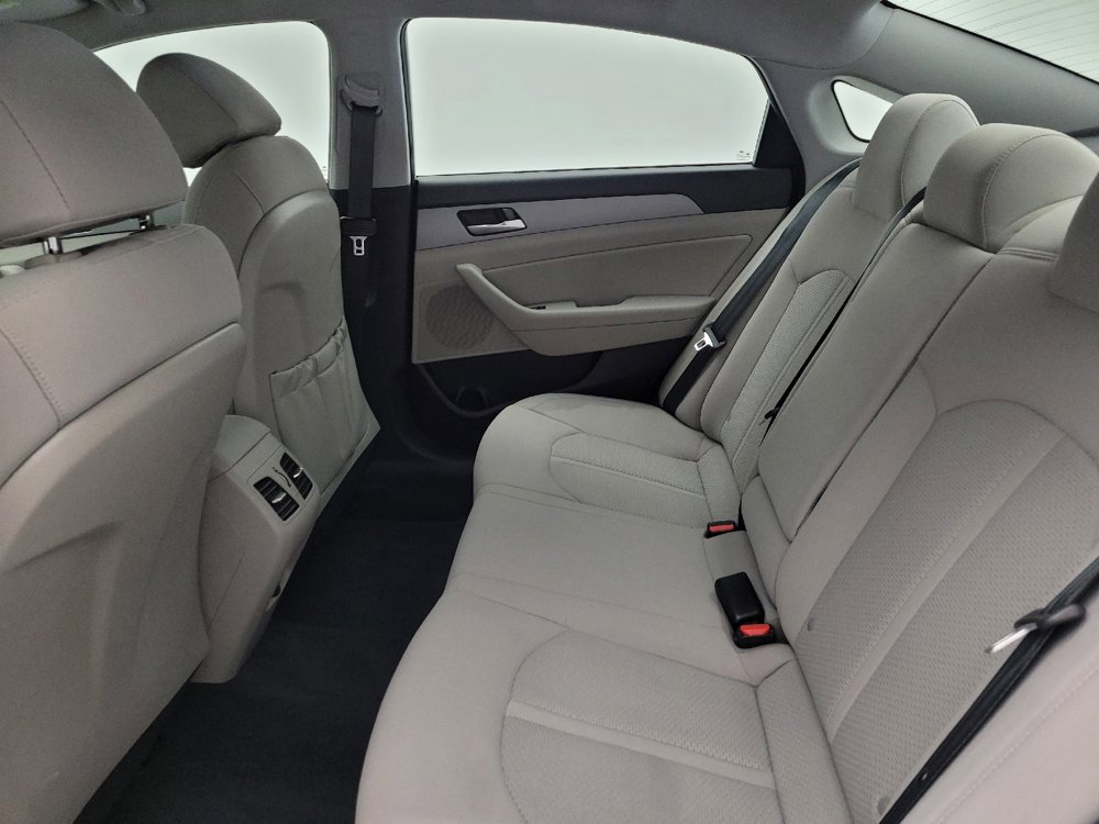 Used 2018 Hyundai Sonata SEL w/ Tech Package 04 FWD image 18