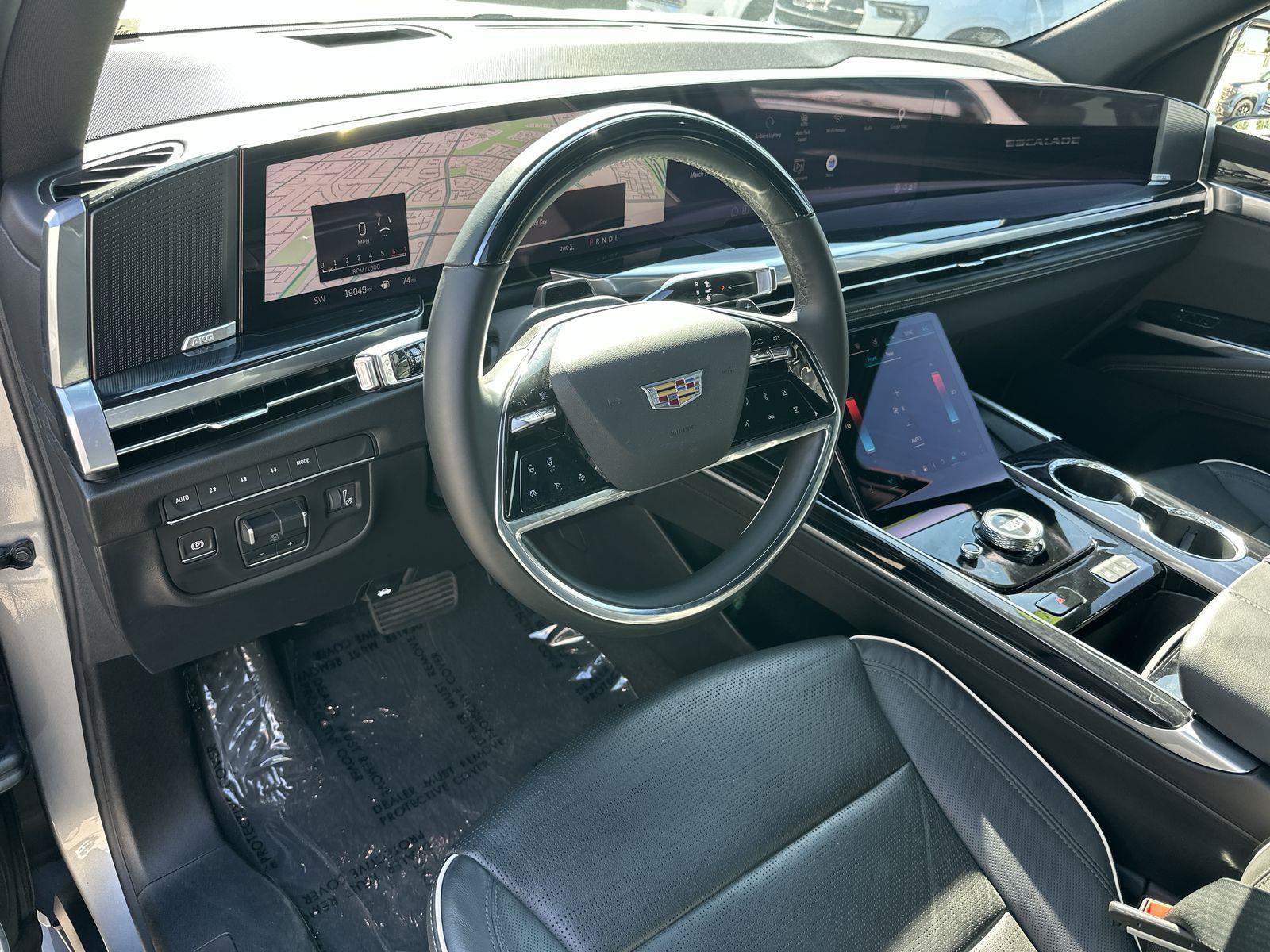 Used 2025 Cadillac Escalade Sport AWD/4WD image 9