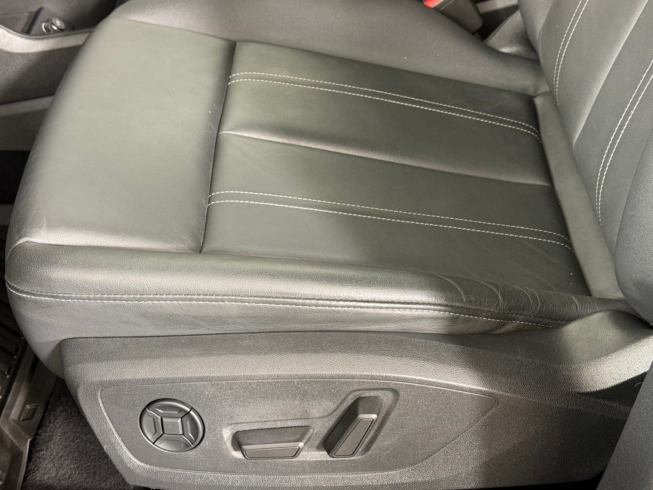 Used 2023 Audi Q4 e-tron Premium Plus w/ Premium Plus RWD image 14