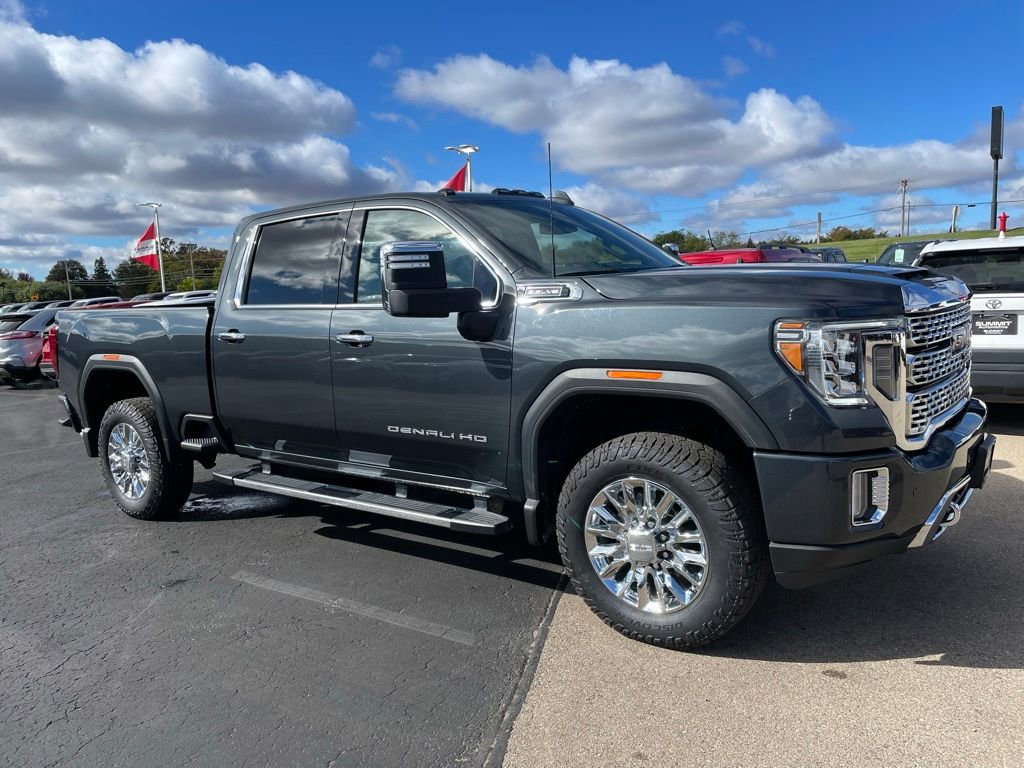 Used 2022 GMC Sierra 2500 Denali image 2