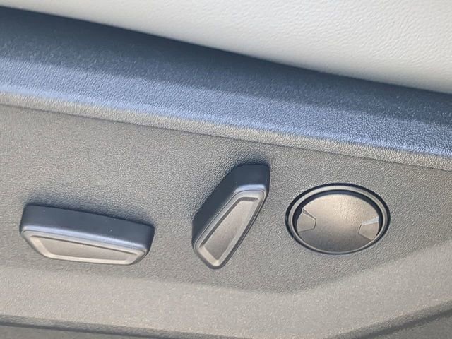 New 2025 Ford F150 Lightning Flash image 8