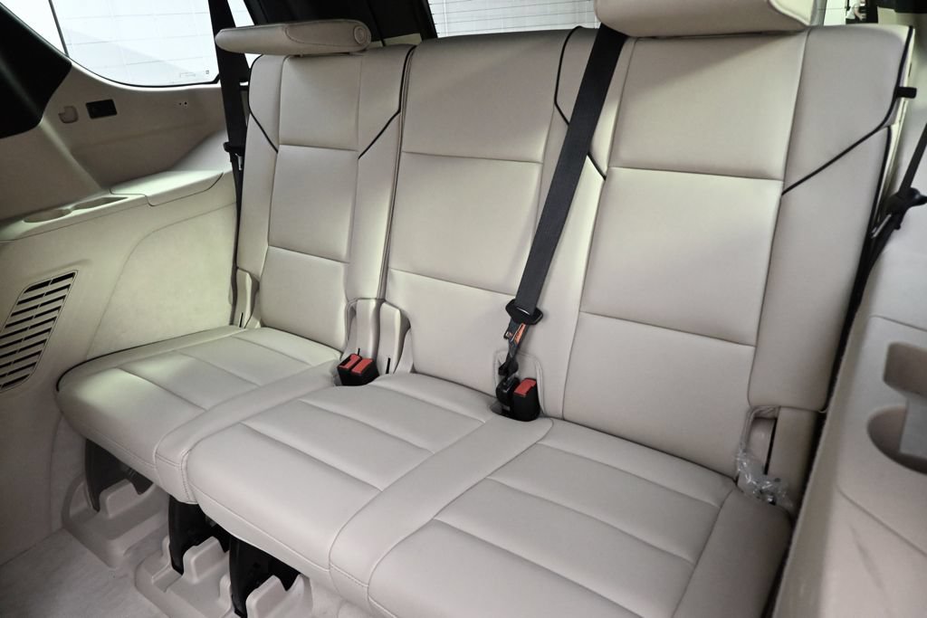 Certified 2024 Cadillac Escalade Premium Luxury w/ LPO, Floor Liner Package AWD/4WD image 22