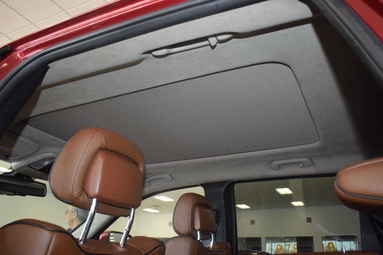 Used 2015 Jeep Grand Cherokee Summit w/ Platinum Series Group image 31