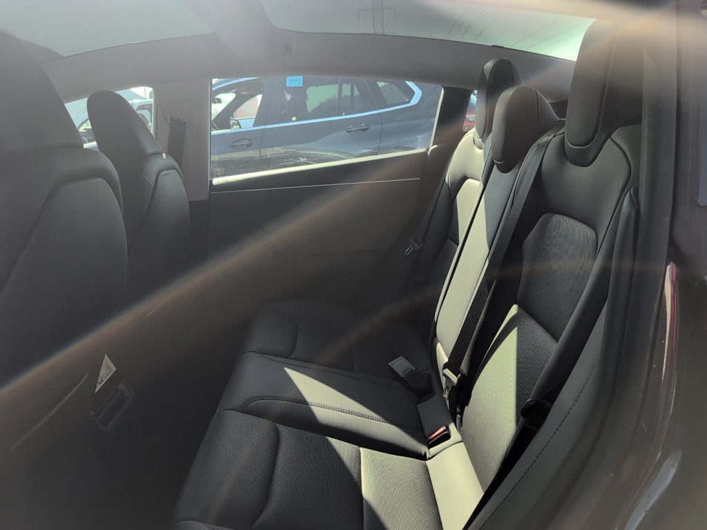 Used 2024 Tesla Model 3 Standard Range RWD image 10