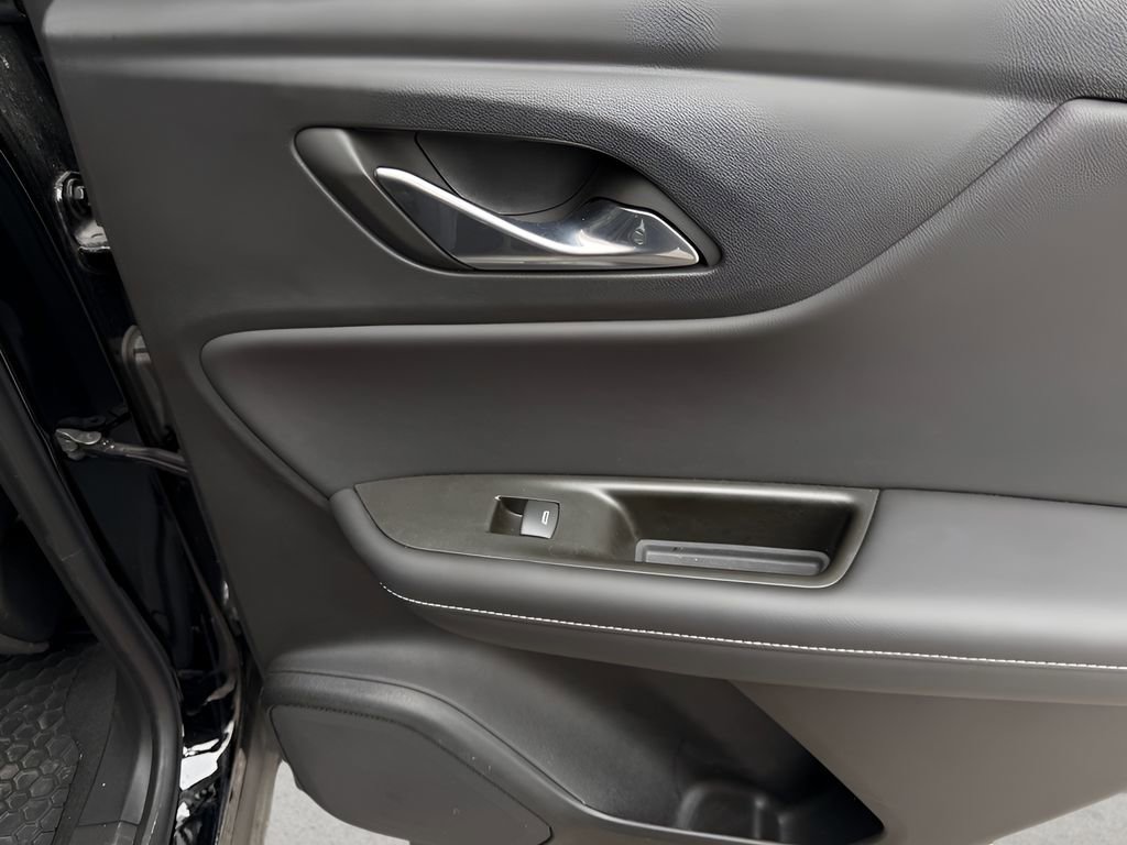 Used 2023 Chevrolet Blazer LT w/ Midnight/Sport Edition image 32