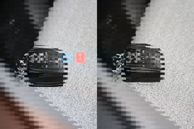 Used 2024 Toyota Sienna LE image 13