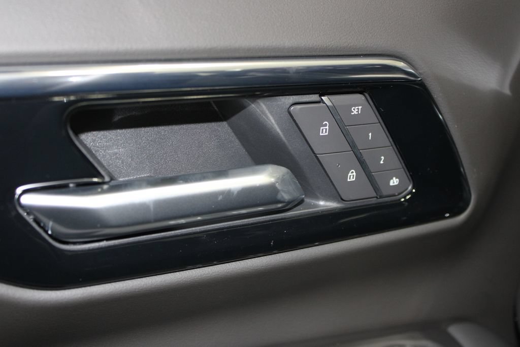 New 2026 Chevrolet Tahoe High Country AWD/4WD image 44