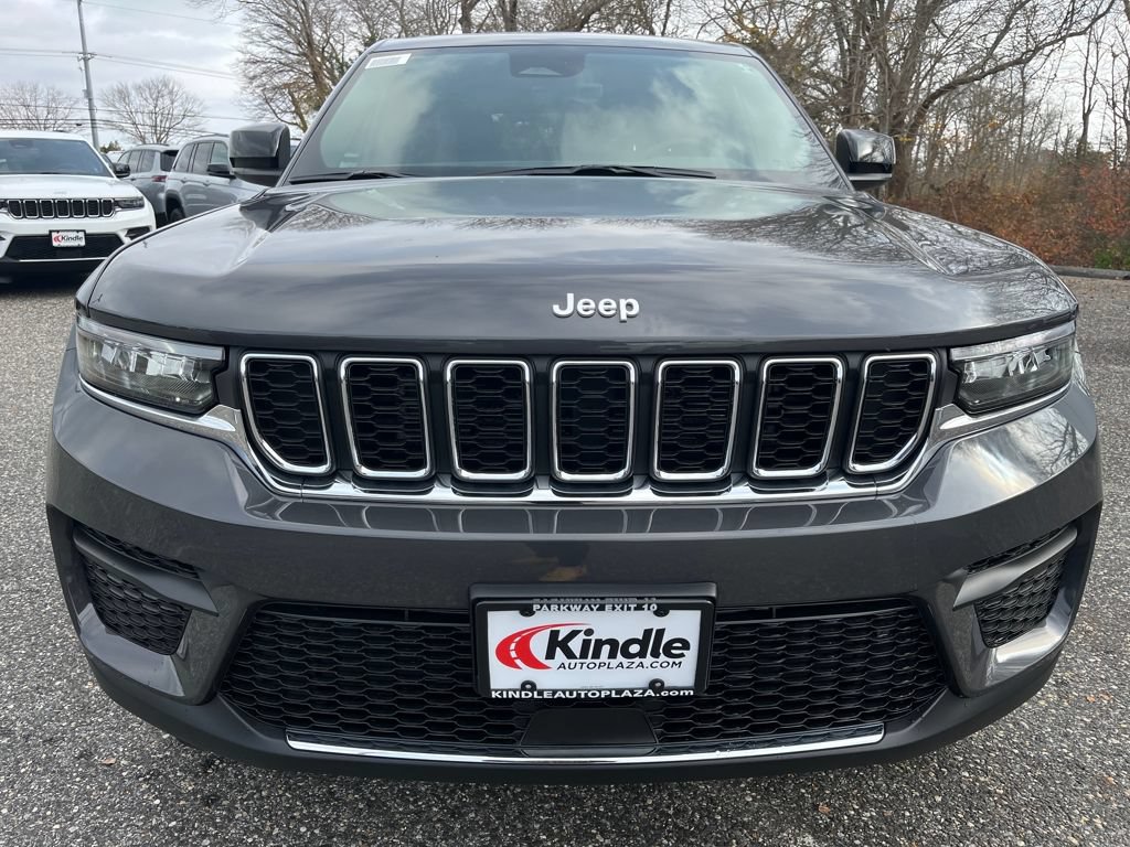 New 2025 Jeep Grand Cherokee Laredo X w/ Luxury Tech Group I AWD/4WD video 2