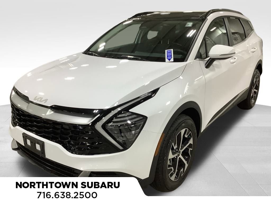 Used 2025 Kia Sportage EX w/ Premium Package image 4