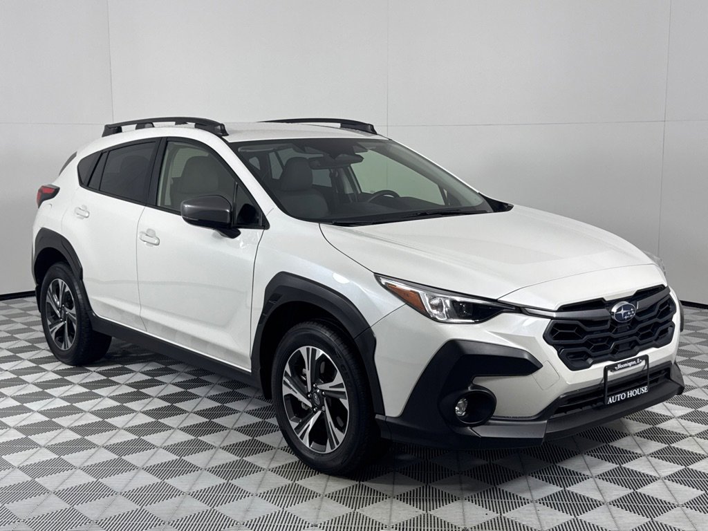 Used 2024 Subaru Crosstrek 2.0i Premium image 3