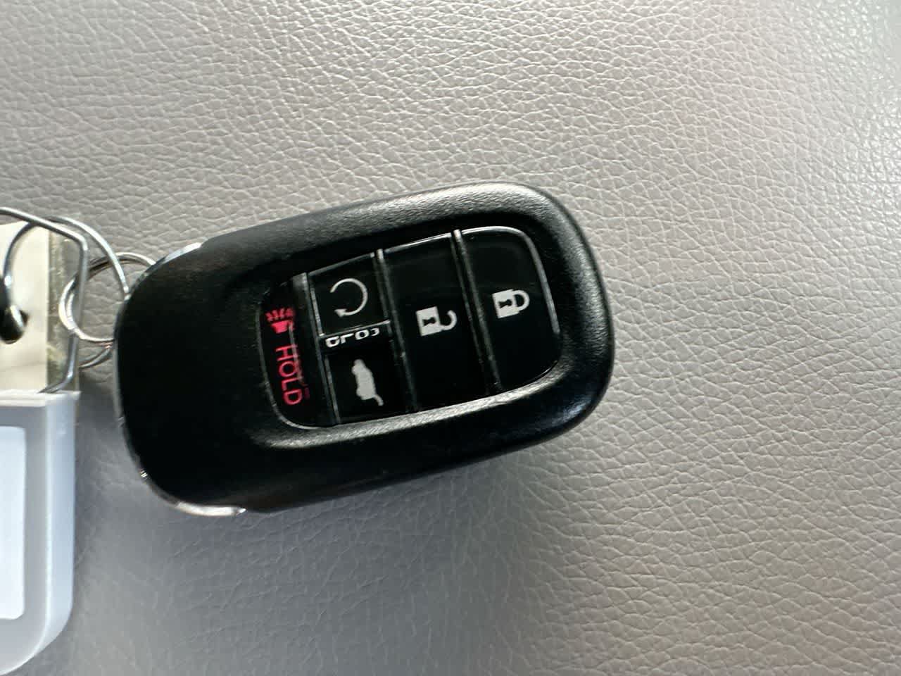 Used 2025 Honda Pilot Touring image 28