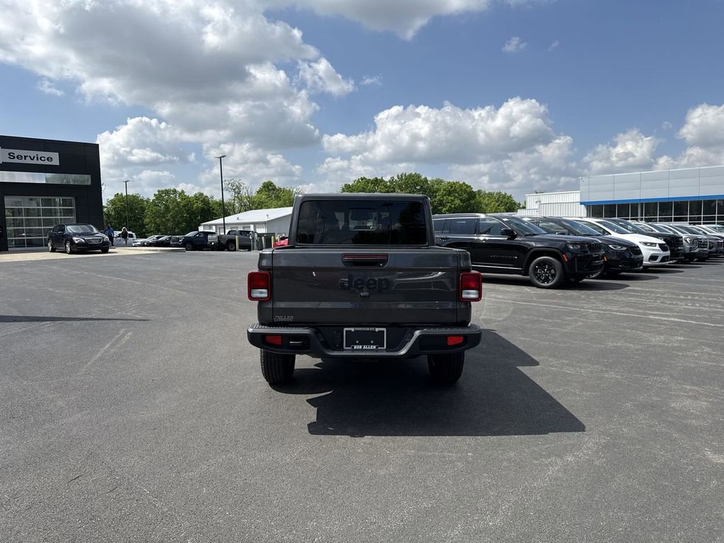 New 2026 Jeep Gladiator Sport AWD/4WD image 18