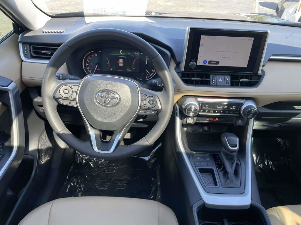 Used 2025 Toyota RAV4 XLE Premium FWD image 25