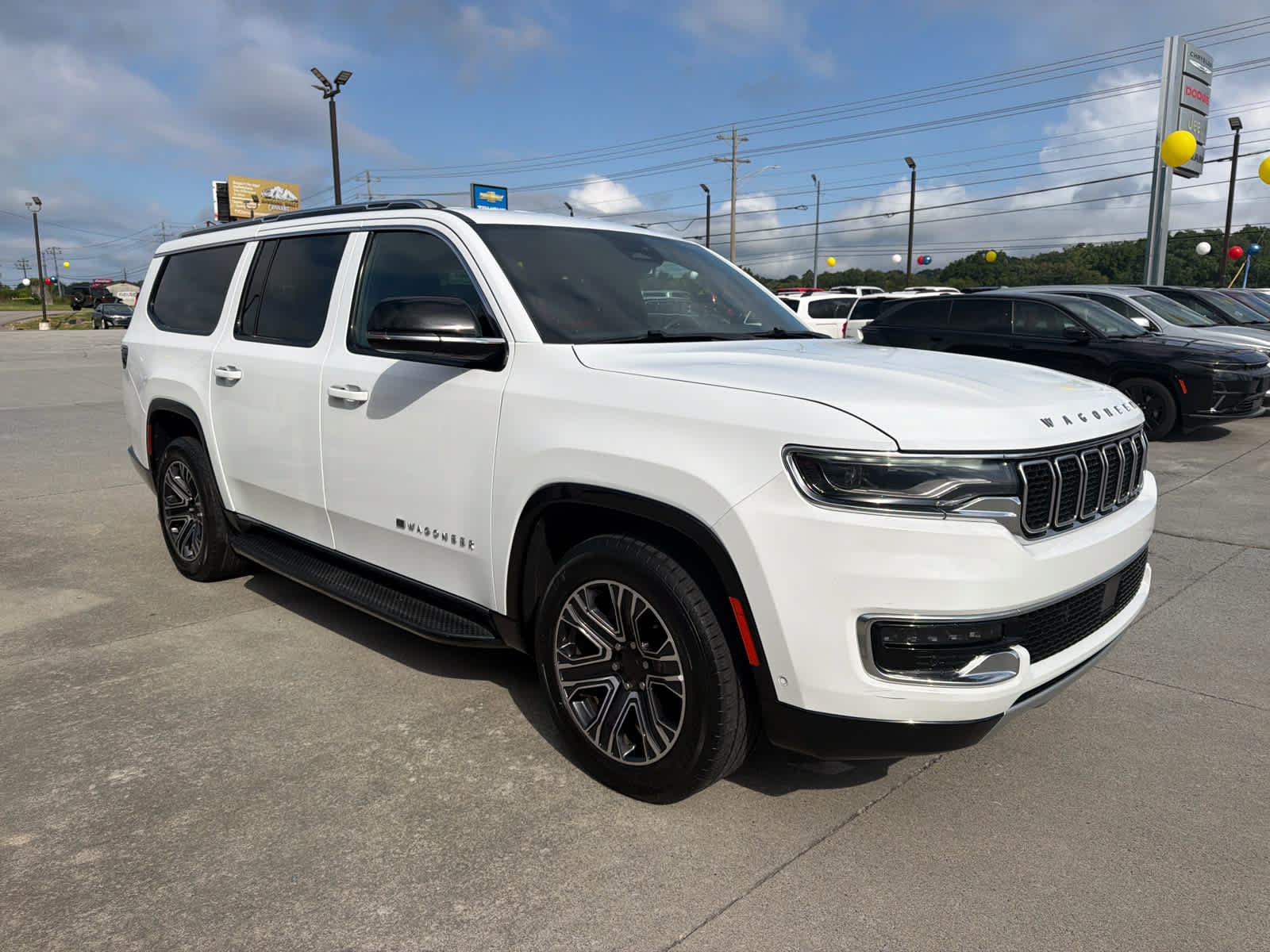 Used 2024 Jeep Wagoneer L Series II w/ Flexible Seating Group