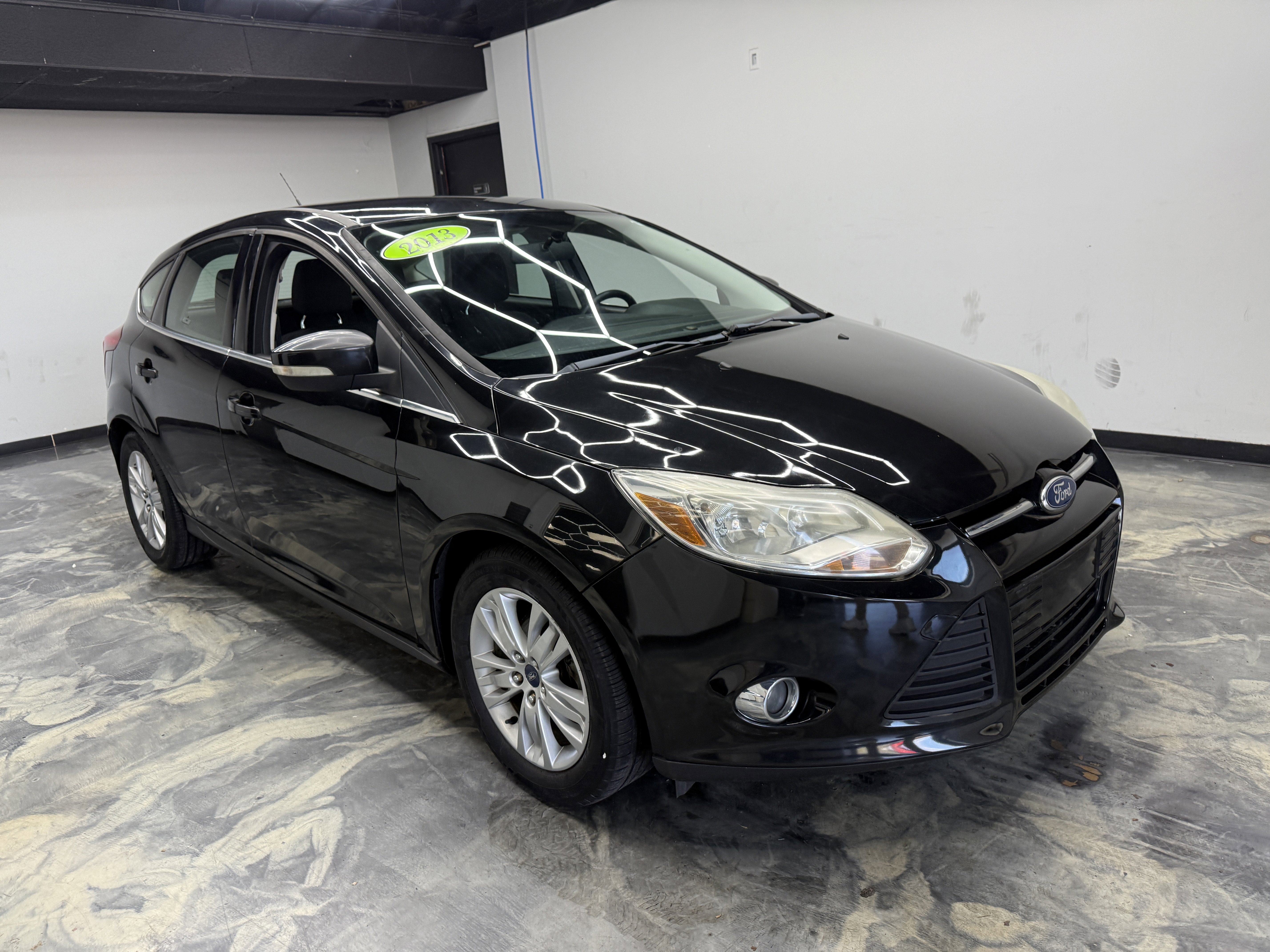 Used 2012 Ford Focus SEL FWD image 5