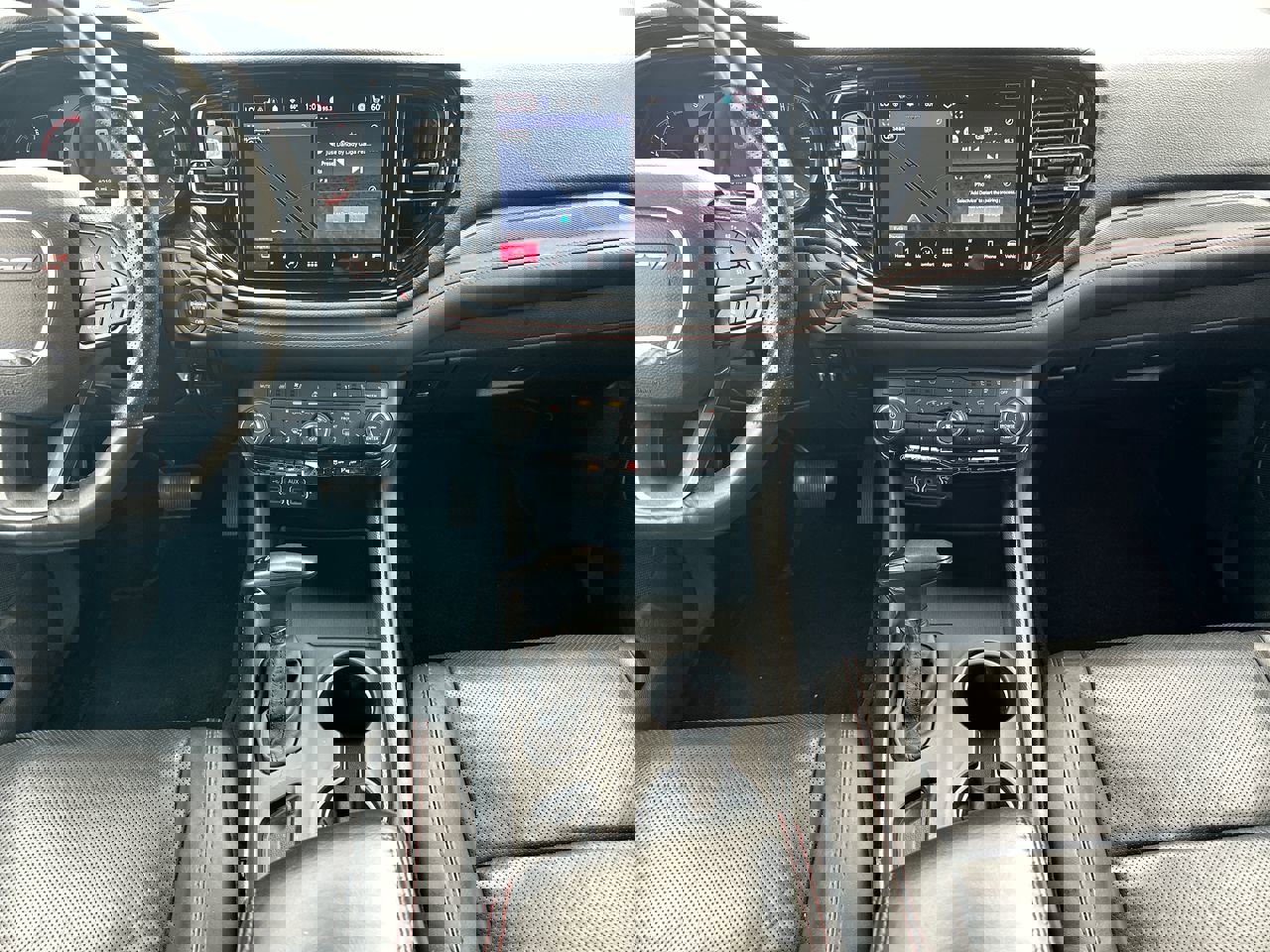 Used 2024 Dodge Durango GT image 13