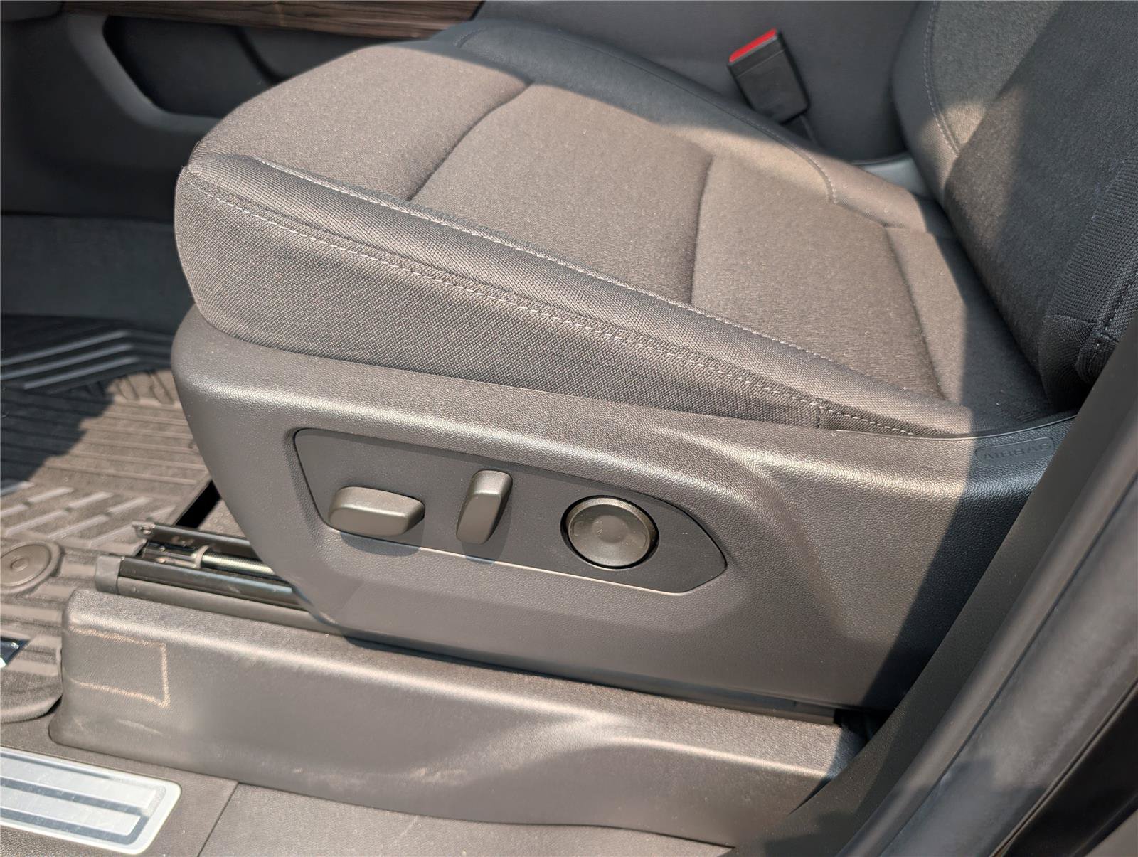 New 2026 Chevrolet Silverado 1500 LT Trail Boss w/ Convenience Package II AWD/4WD image 18