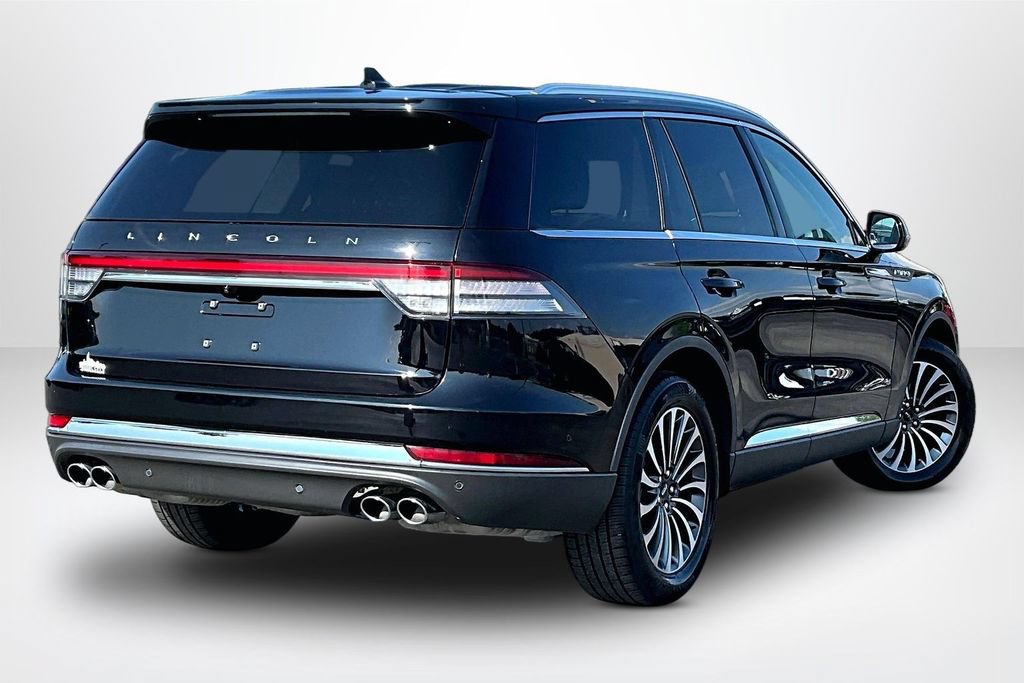 Used 2024 Lincoln Aviator Reserve AWD/4WD image 6