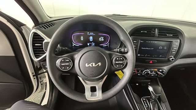 Used 2024 Kia Soul LX FWD image 14