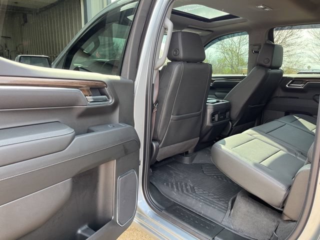 Used 2025 Chevrolet Silverado 1500 LT Trail Boss w/ Convenience Package II AWD/4WD image 22