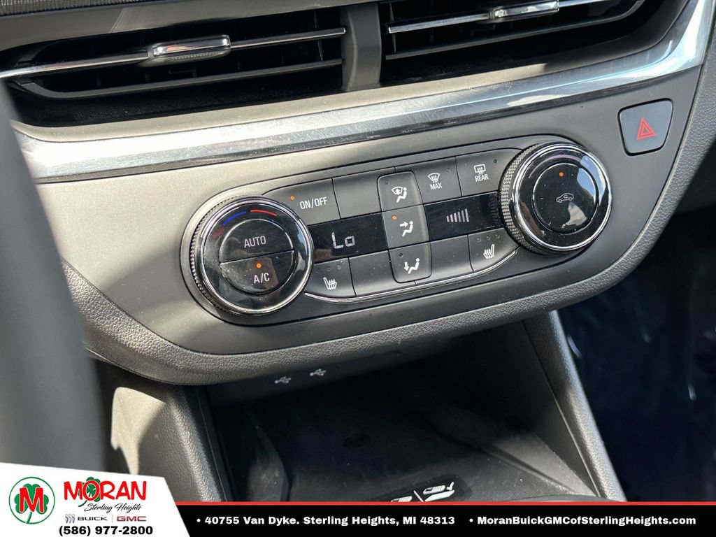 Certified 2024 Buick Envista Sport Touring w/ Convenience I Package FWD image 26