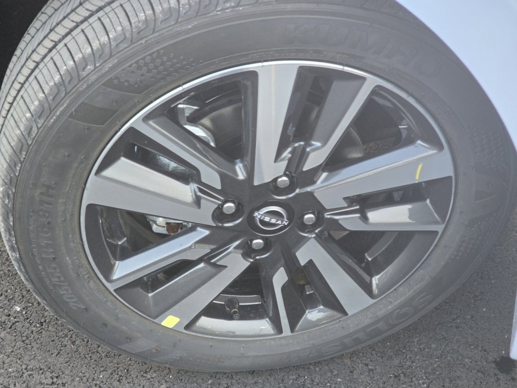 New 2025 Nissan Versa SV w/ Trunk Package image 18