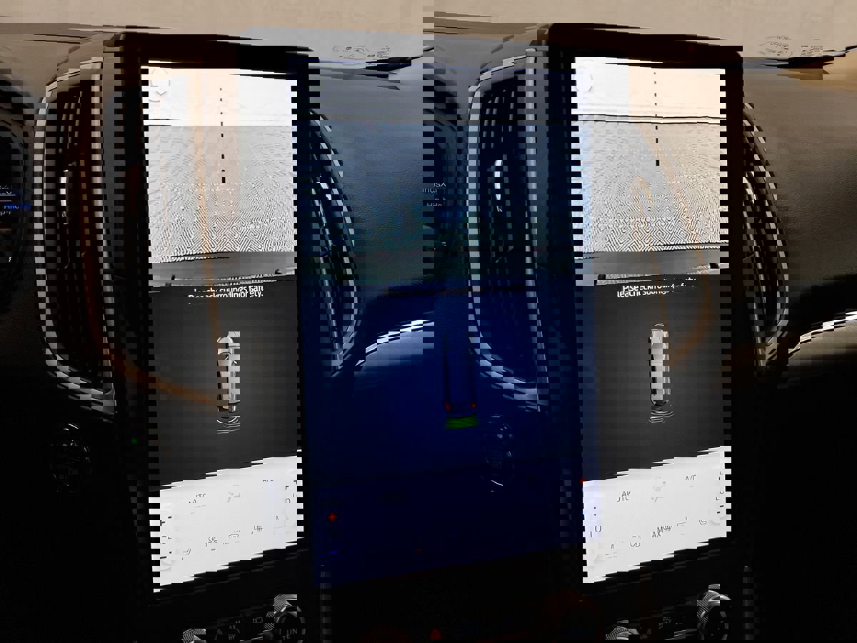 Used 2022 Ford Edge SEL image 18