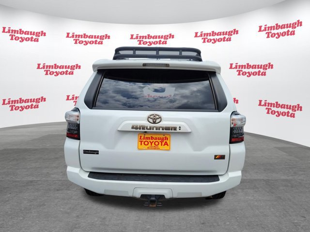 Used 2023 Toyota 4Runner 40th Anniversary SE AWD/4WD image 26