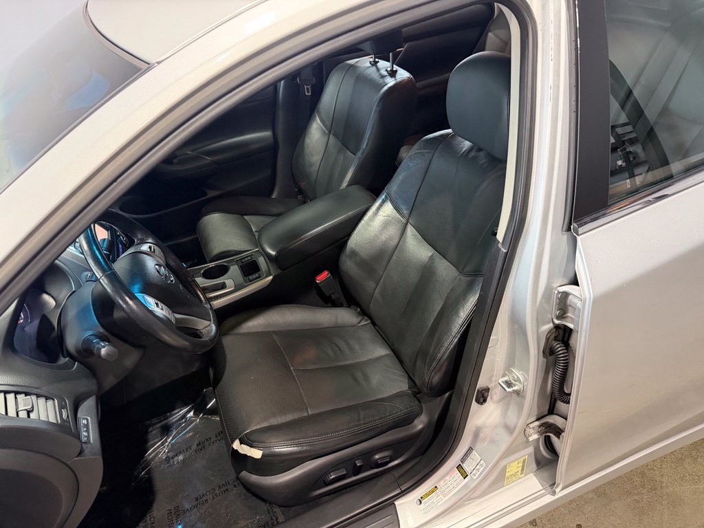 Used 2014 Nissan Altima 2.5 SL w/ Technology Package FWD image 12