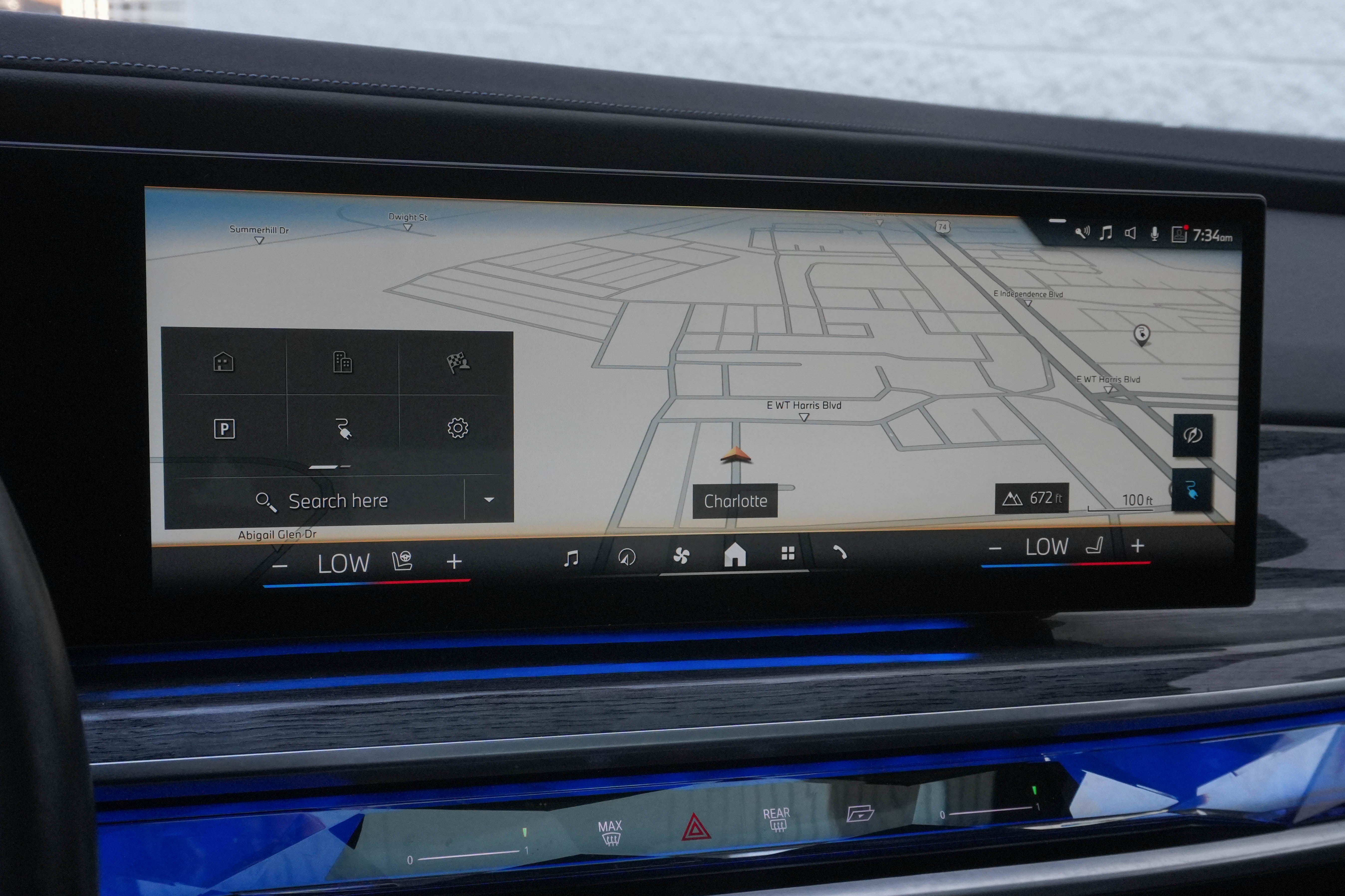 Certified 2023 BMW i7 xDrive60 AWD/4WD image 24
