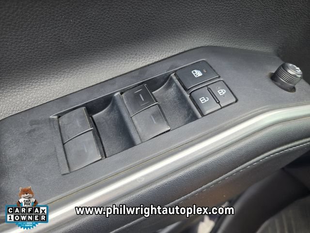 Used 2021 Toyota Highlander L FWD image 30