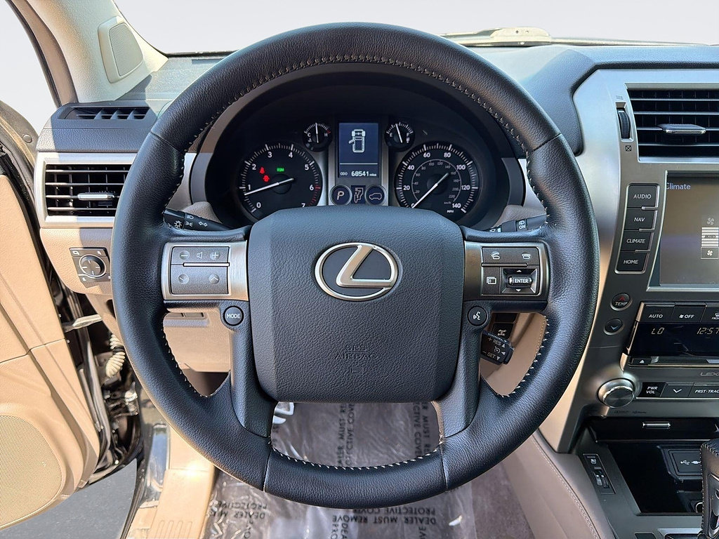 Used 2017 Lexus GX 460 AWD/4WD image 8