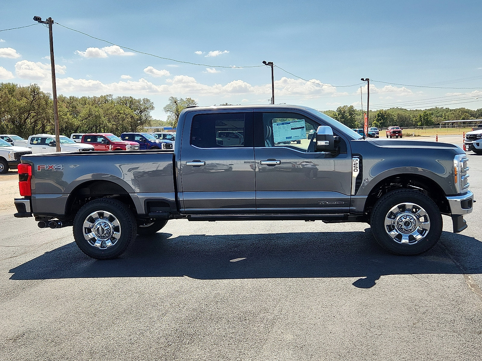 New 2026 Ford F250 4x4 Crew Cab Super Duty image 5
