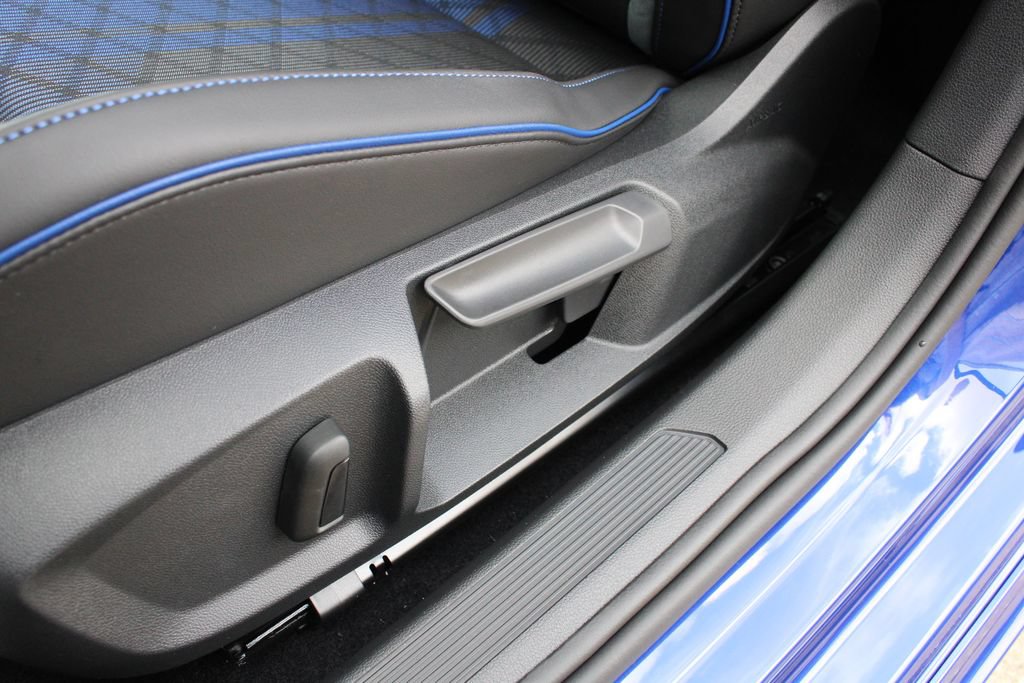 New 2026 Volkswagen Golf w/ Euro Style Package AWD/4WD image 5
