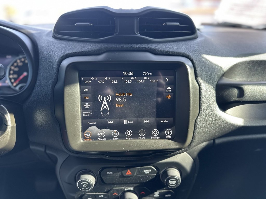 Used 2020 Jeep Renegade Trailhawk w/ UConnect 8.4 Nav Group image 20