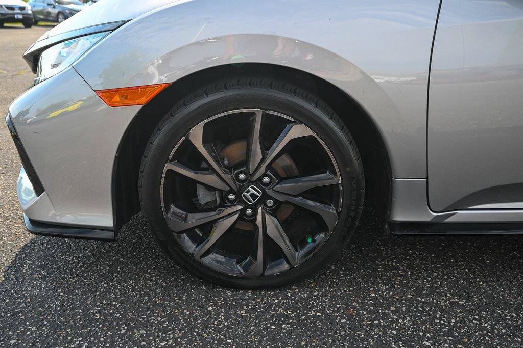 Used 2018 Honda Civic Sport image 12