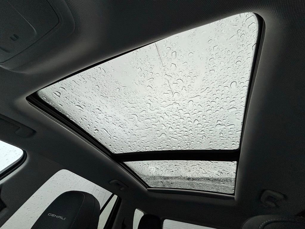 New 2026 GMC Terrain Denali image 4