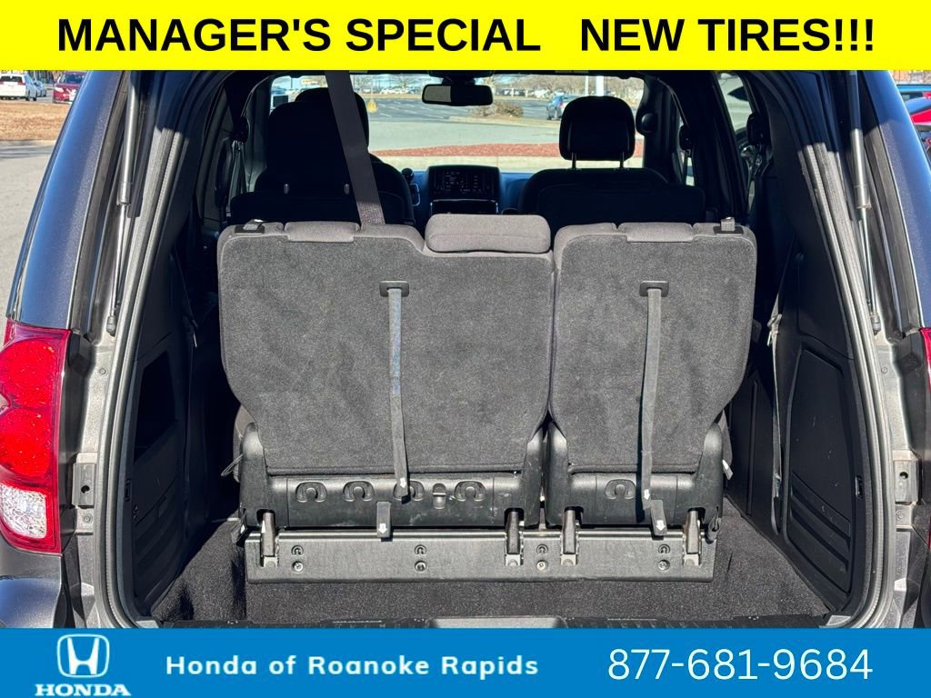 Used 2019 Dodge Grand Caravan SE image 17