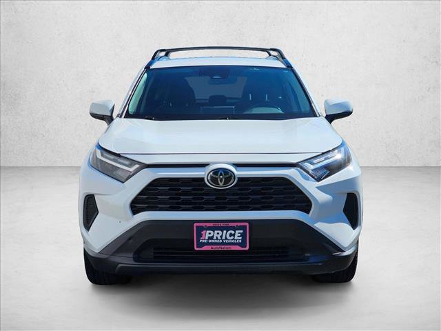 Used 2022 Toyota RAV4 XLE w/ XLE Grade Weather Package AWD/4WD image 2