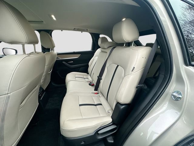 Used 2025 MAZDA CX-90 Plug-In Hybrid w/ Preferred image 27