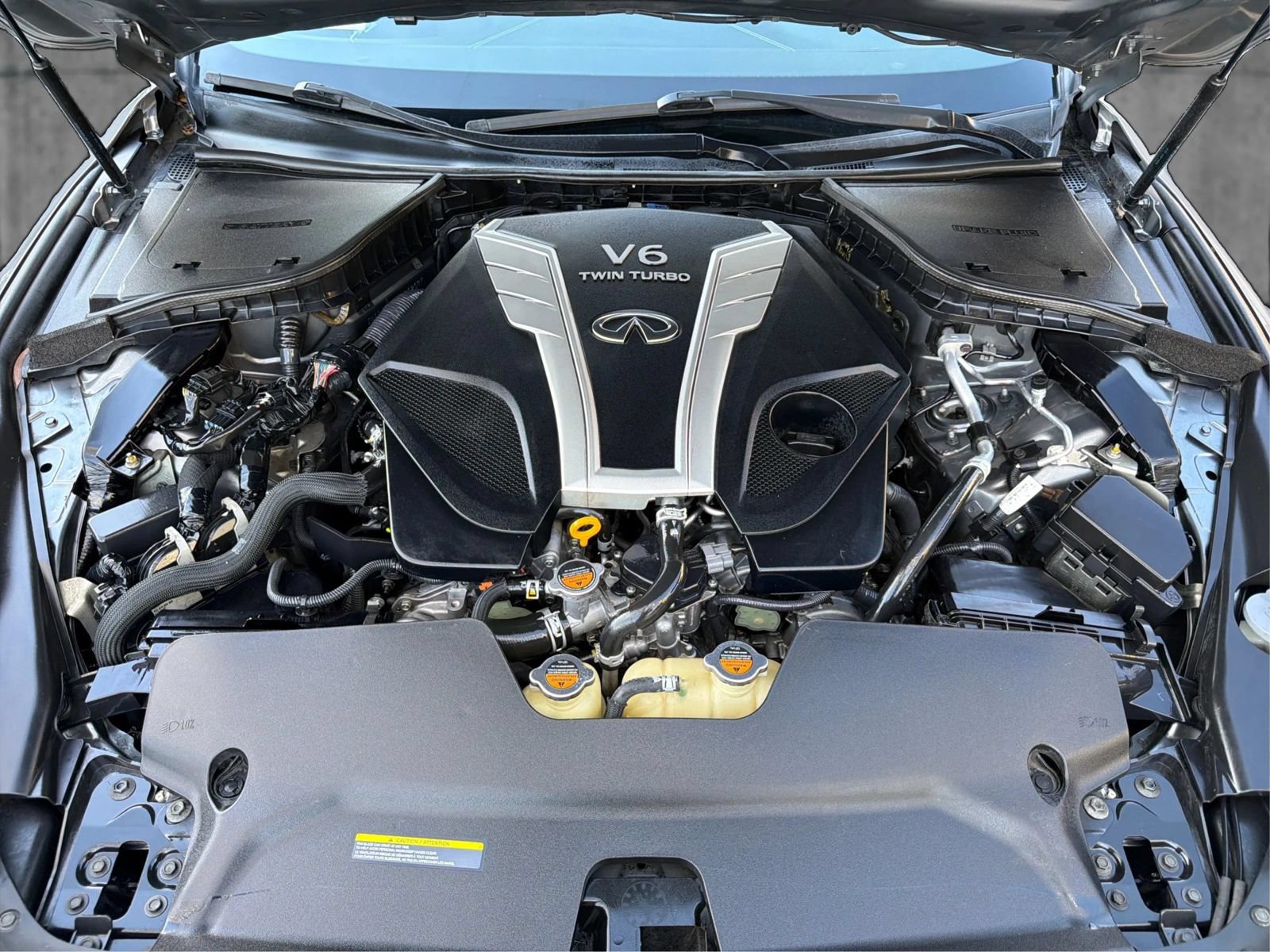 Used 2017 INFINITI Q60 3.0t w/ Premium Plus Package 3.0T RWD image 10