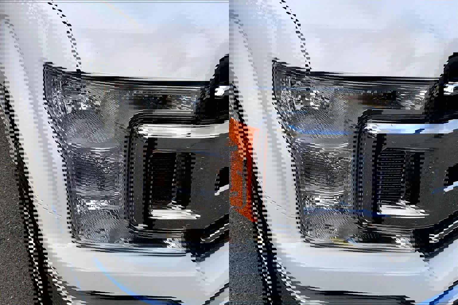 Used 2019 Ford F150 XLT w/ Max Trailer Tow Package image 27