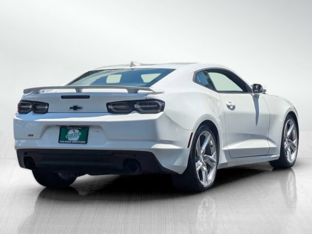 Used 2019 Chevrolet Camaro SS RWD image 4