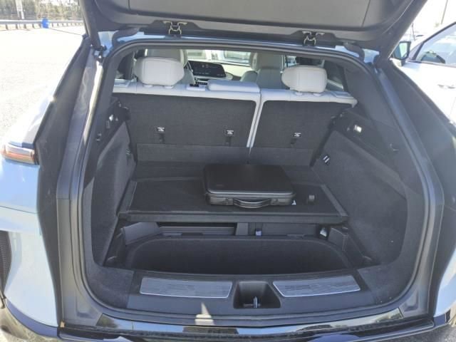 Used 2025 Cadillac Lyriq Sport RWD image 10