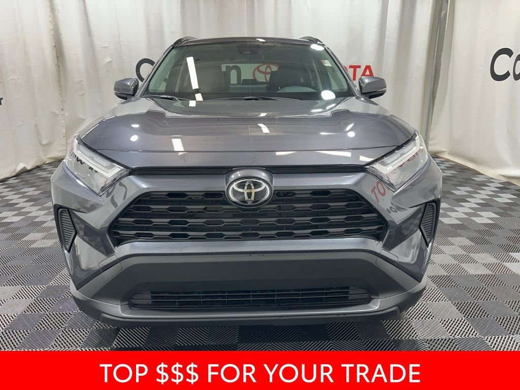 Used 2025 Toyota RAV4 XLE image 2