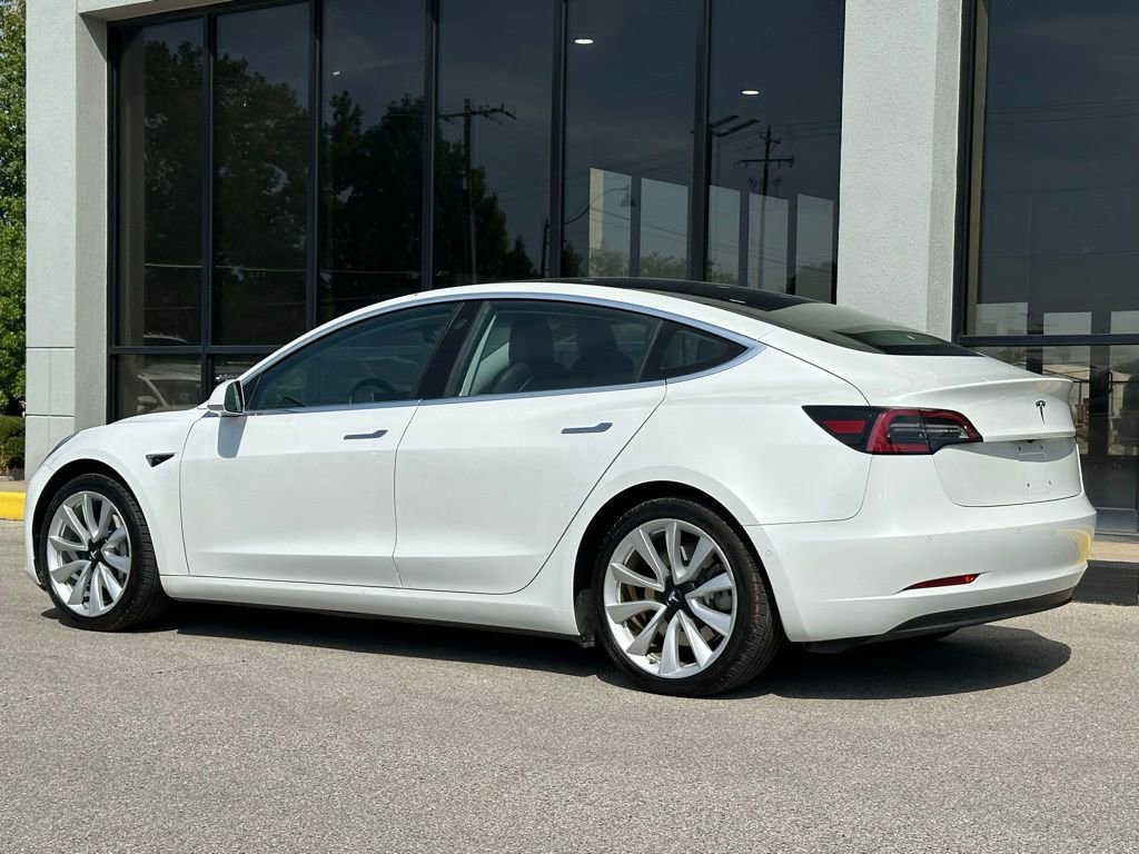 Used 2018 Tesla Model 3 Mid Range image 7